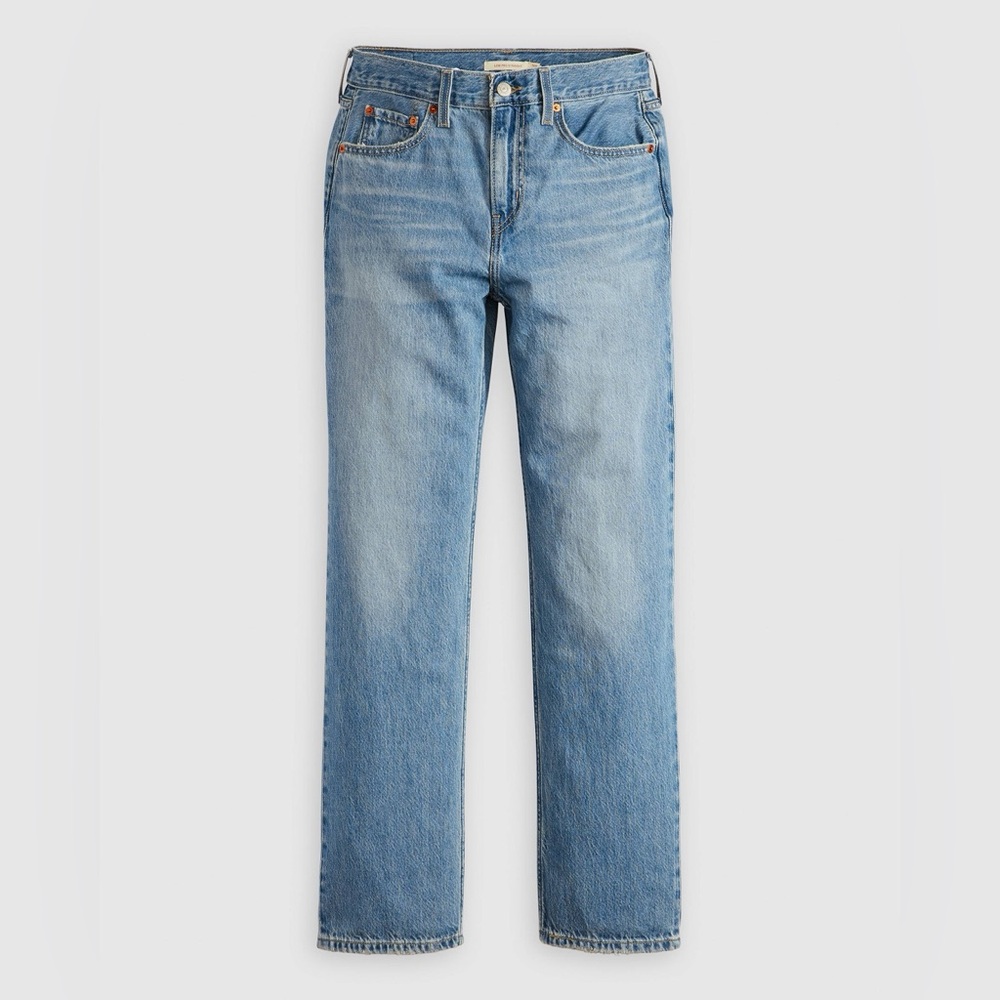 NWT Levi’s Low Pro Straight Medium Wash Jeans
